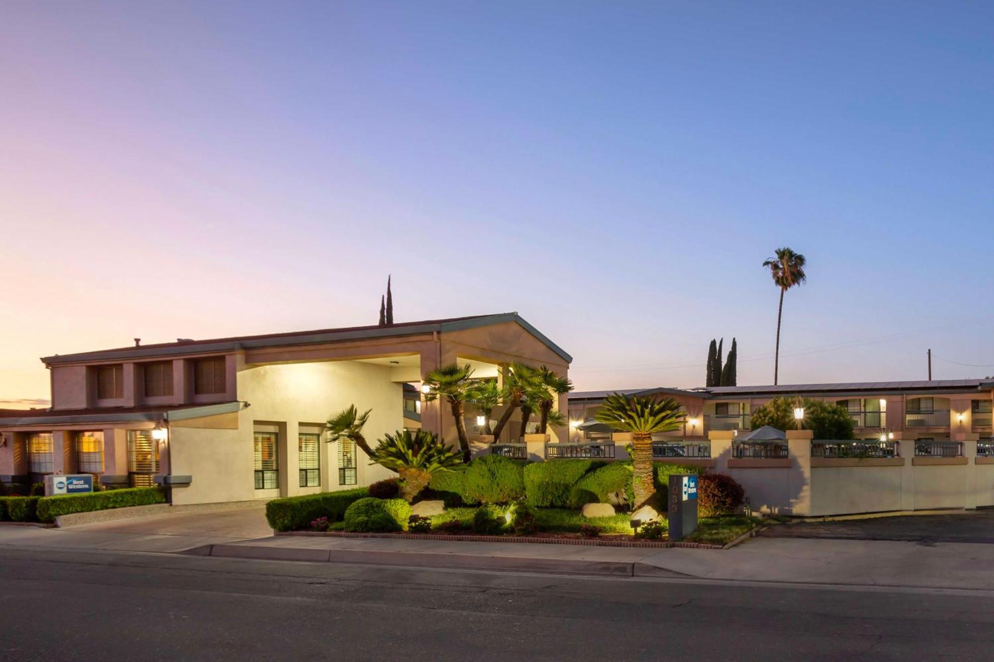 Best Western Inn Merced Exterior photo